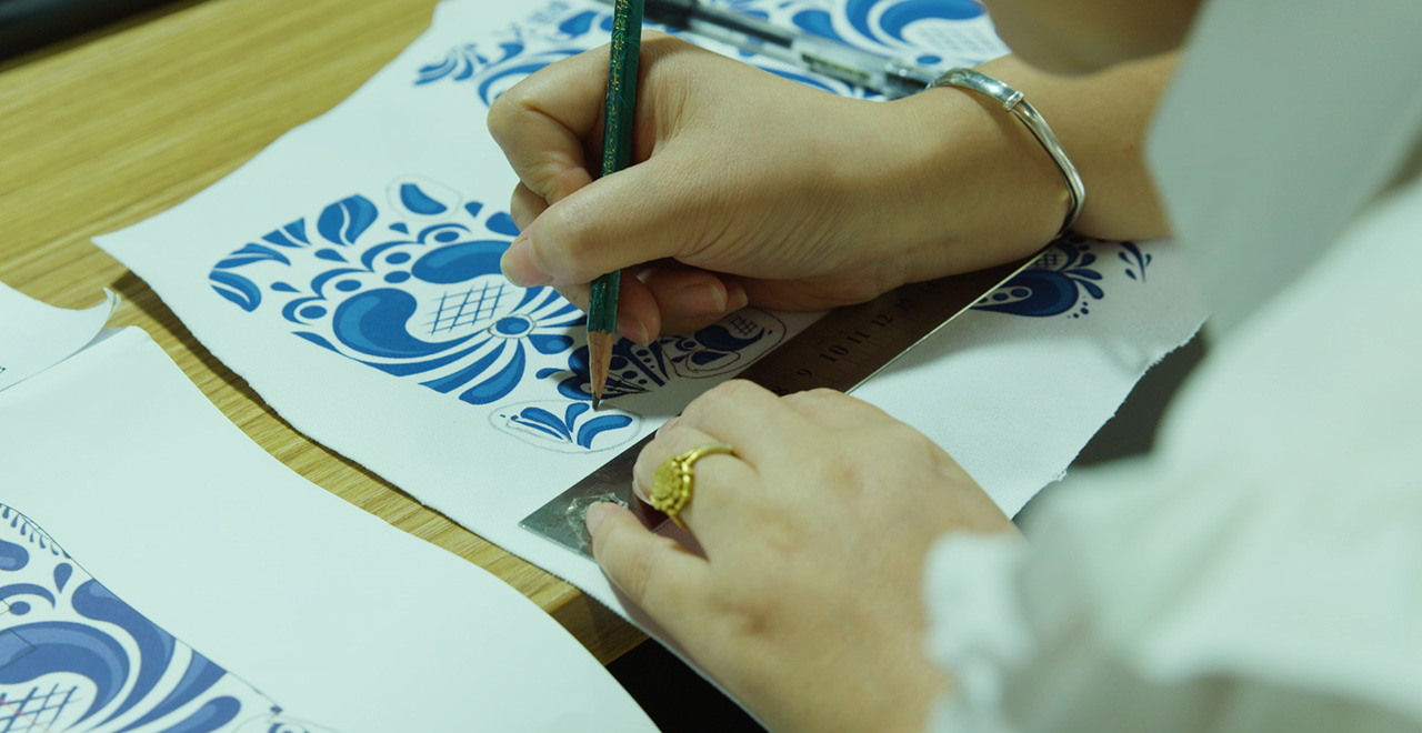 鉴黑担保网(jhdbw)·最具权威唯一维权担保平台