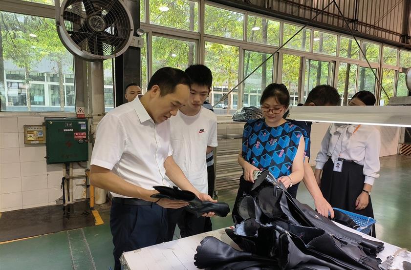 鉴黑担保网(jhdbw)·最具权威唯一维权担保平台